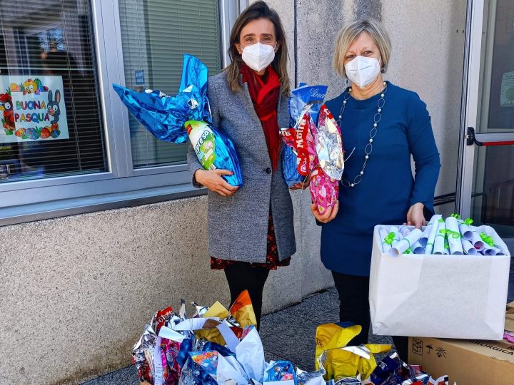 La Scuola G. Rodari di Arcisate dona 70 uova di Pasqua ai rifugiati ucraini
